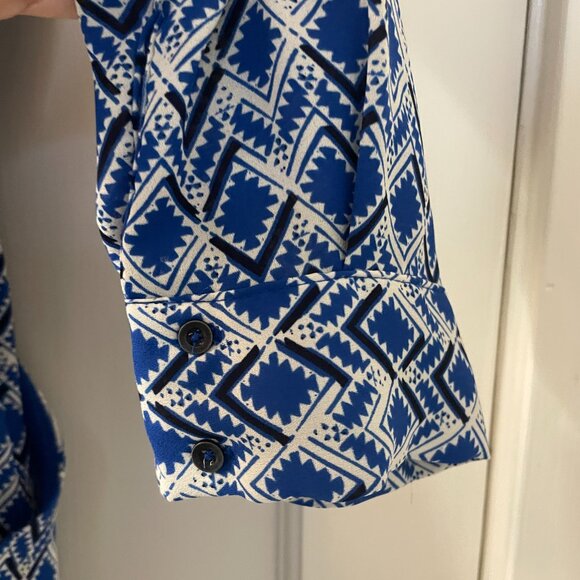 Maeve Dress size Small tie front v neck Lined, pockets - Picture 6 of 11